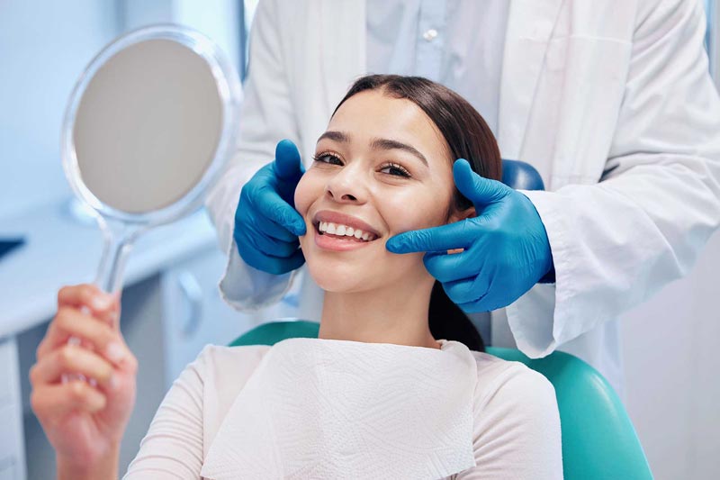 نحوه دریافت خدمات دندانپزشکی با بیمه تکمیلی سامان چگونه است؟